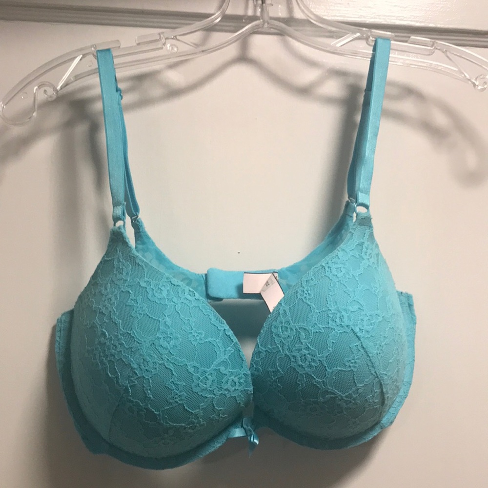 Victoria’s Secret light blue/turquoise push up bra